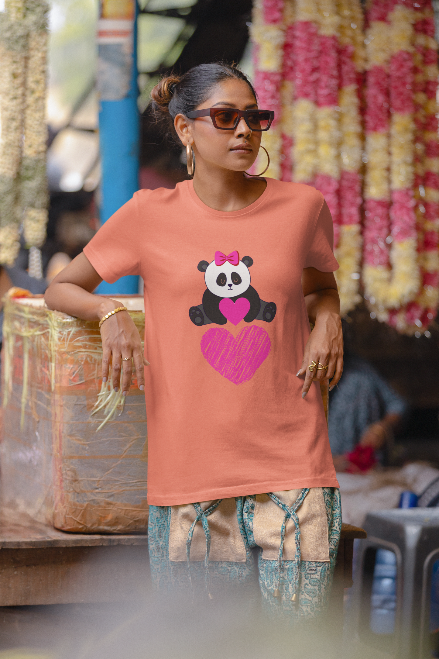 Regular Women T-Shirt Love Panda